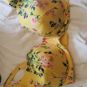 Cacique 40F Lightly lined Balconette